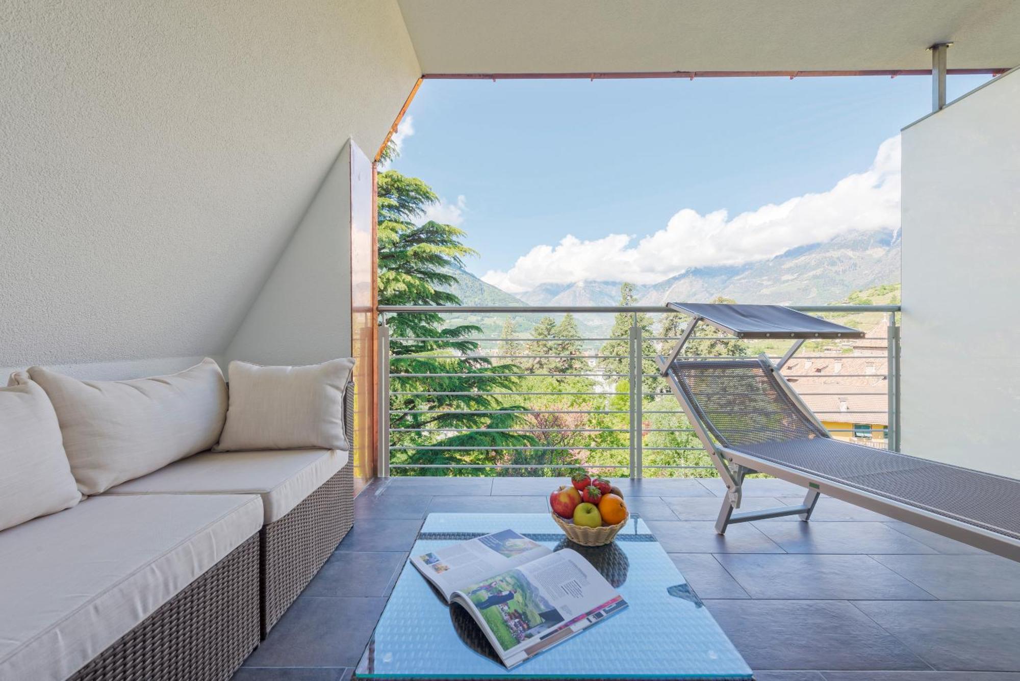 Hotel Sonnenhof Merano Exteriör bild