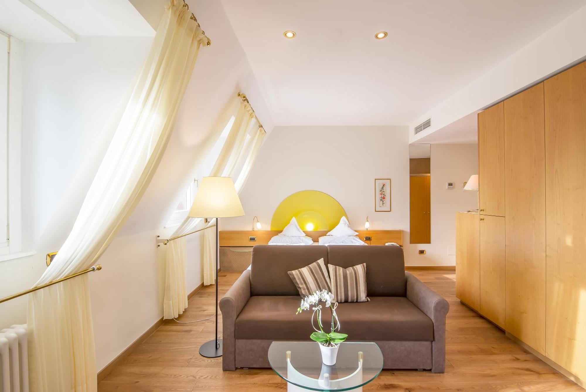 Hotel Sonnenhof Merano Exteriör bild